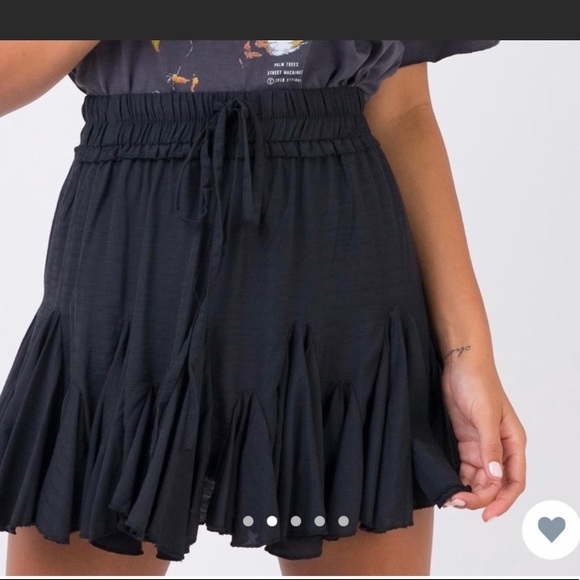 Princess Polly Dresses & Skirts - NWT Princess Polly Sincerely Yours Black Skirt